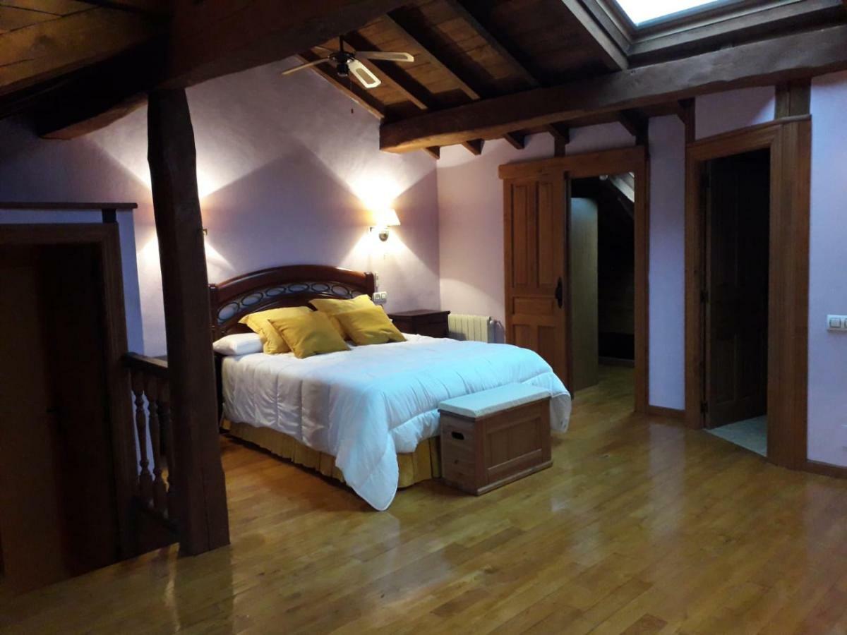 Casa Serafo Saliencia Esterno foto