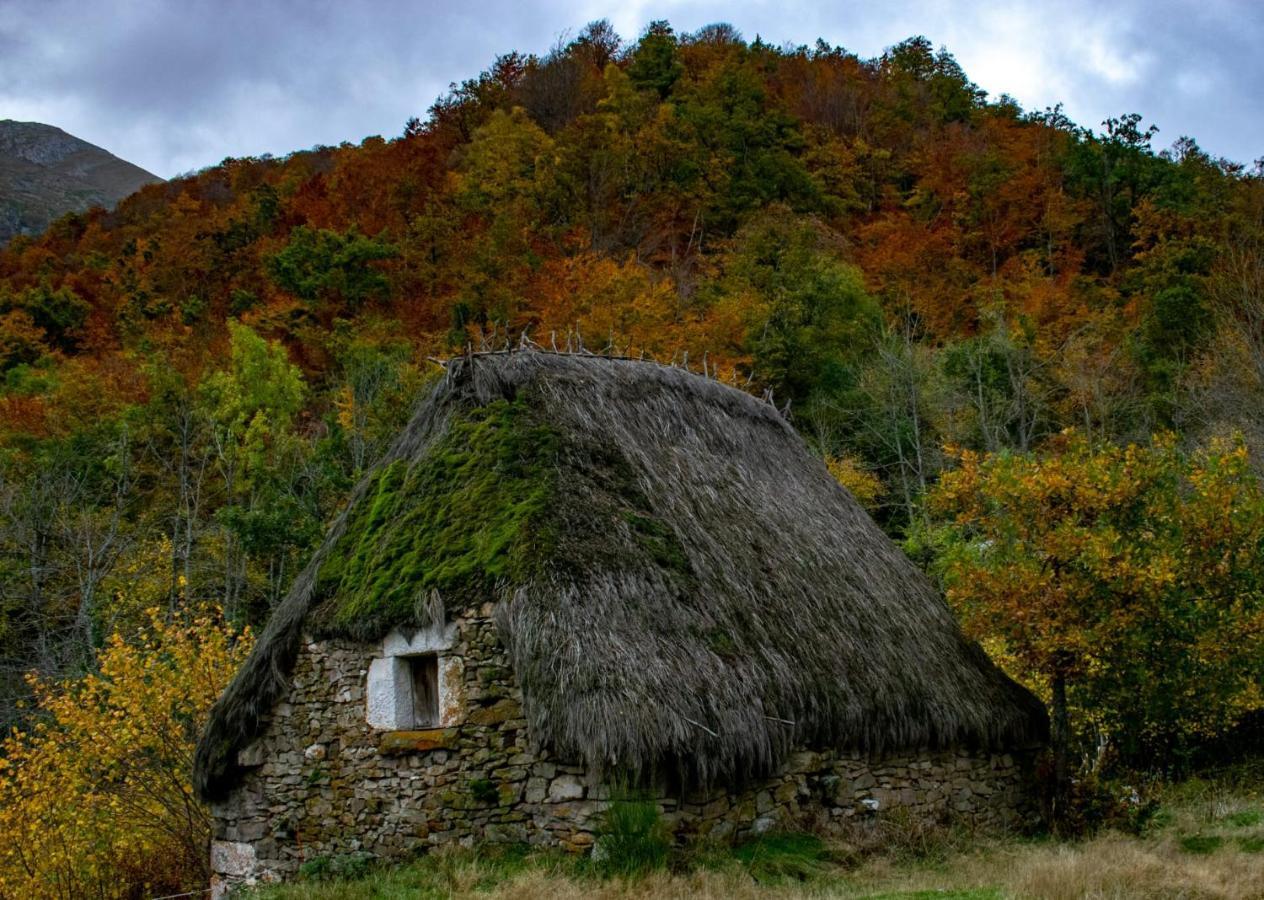 Casa Serafo Saliencia Esterno foto